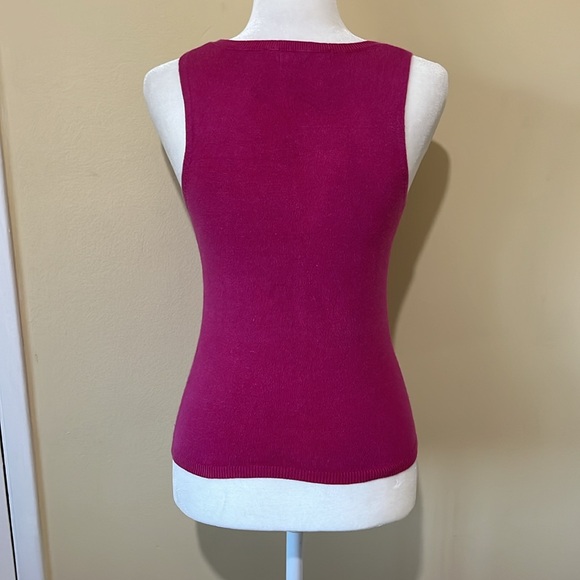 Magenta sweater vest with embellishments - Picture 7 of 7
